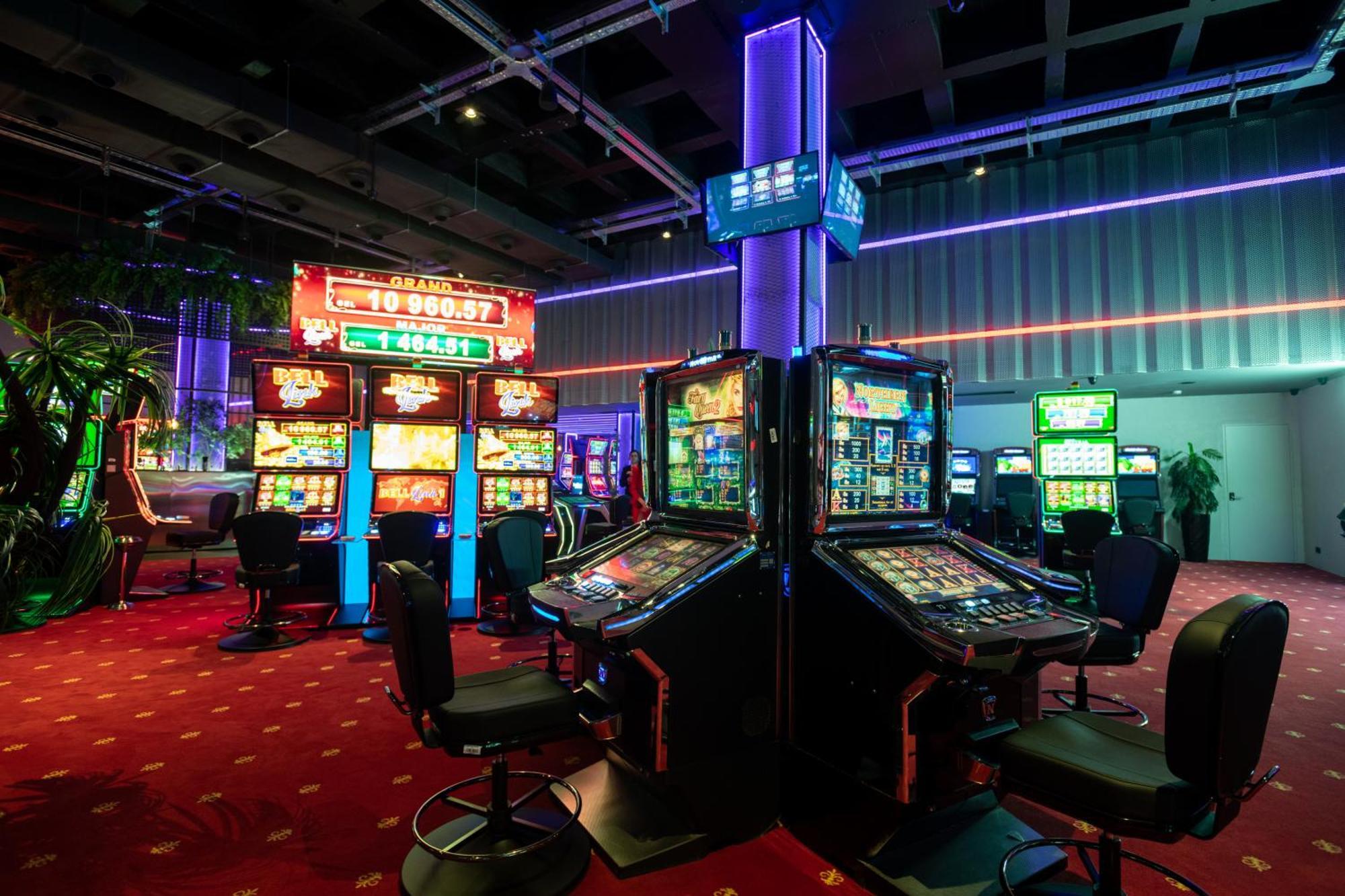 Bet25 Hotel บาทูมิ ภายนอก รูปภาพ