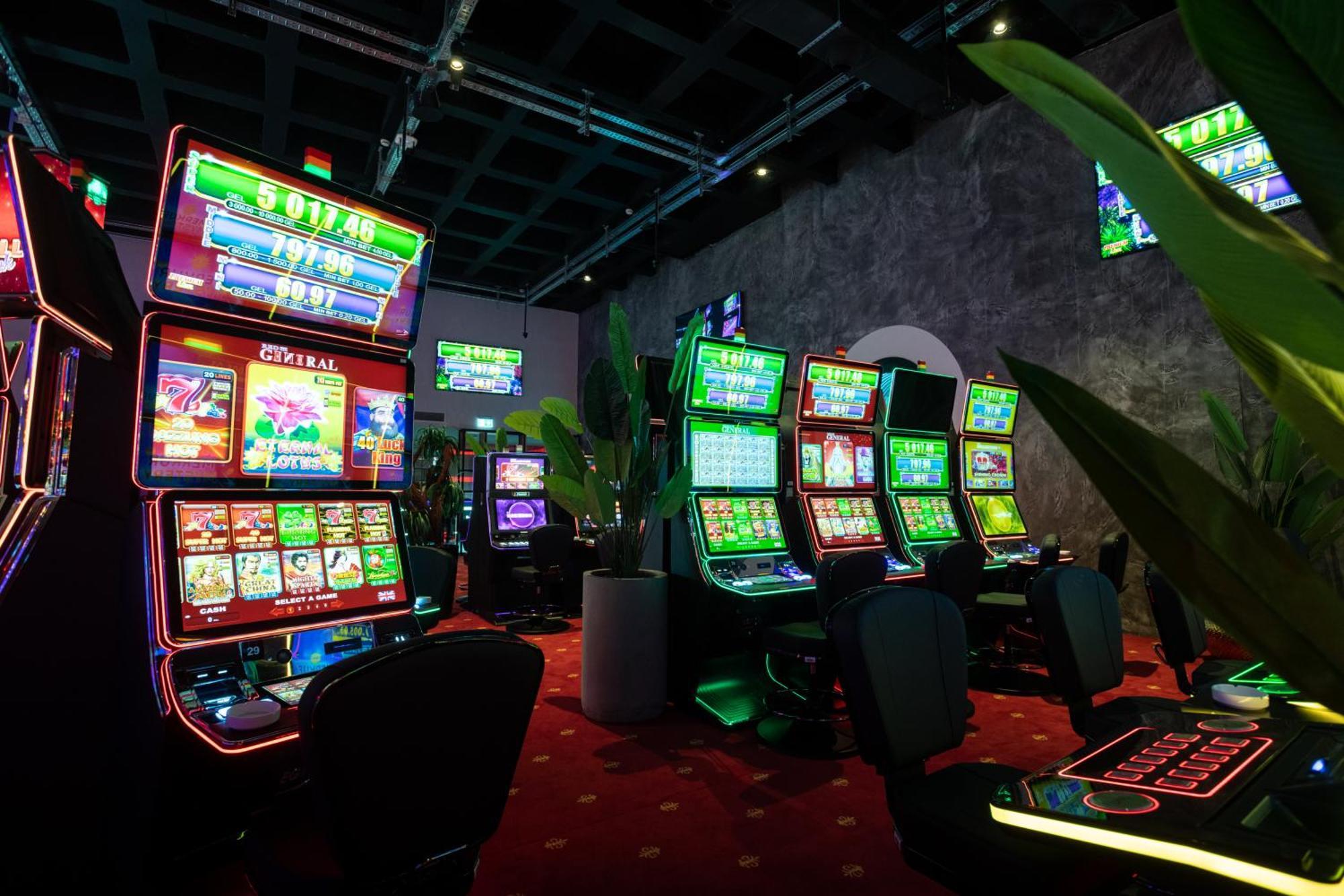 Bet25 Hotel บาทูมิ ภายนอก รูปภาพ